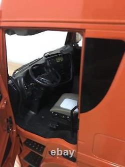 1/12 IVECO Stralis Hi-Way DELLA CASA EDITRICE Hachette Tractor Truck Diecast Car