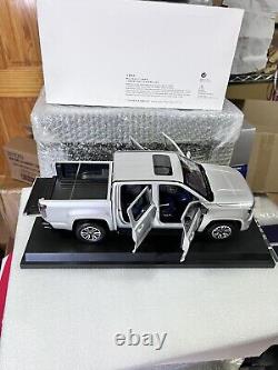 118 Scale Ford JMC Pickup Truck Sliver Diecast Model Car