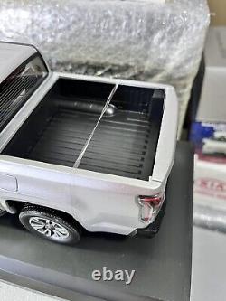 118 Scale Ford JMC Pickup Truck Sliver Diecast Model Car