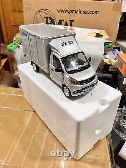 118 Scale Foton V1 Cargo Truck Logistics Van Sliver Diecast Model Car