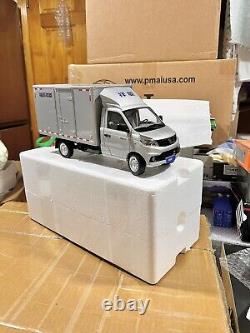 118 Scale Foton V1 Cargo Truck Logistics Van Sliver Diecast Model Car