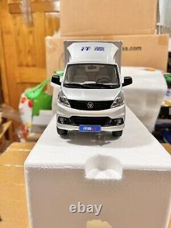 118 Scale Foton V1 Cargo Truck Logistics Van Sliver Diecast Model Car