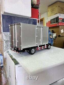 118 Scale Iveco C300 Cargo Truck Lorry Diecast Model Car