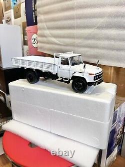 124 Scale Faw CA141 White Truck Tractor Flatbed Diecast Models Car