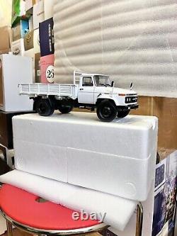 124 Scale Faw CA141 White Truck Tractor Flatbed Diecast Models Car