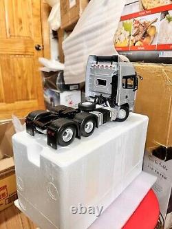 124 Scale Shacman MAN X5000 Silver Truck Tractor Diecast Model Car