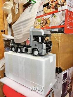 124 Scale Shacman MAN X5000 Silver Truck Tractor Diecast Model Car