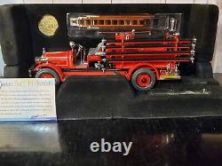 1927 Seagrave Model Firetruck 124 Diecast Fire Engine Truck Fairfield Mint