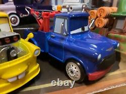 Disney Store Pixar CARS MATER-RAMA Vehicles 143 Scale RARE
