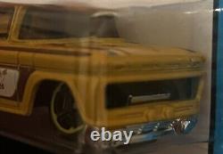 FACTORY ERROR 2015 Hot Wheels CUSTOM'62 CHEVY HW City Surf Patrol 72/250