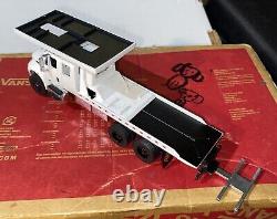 Kitbash 1/64 Greenlight International 3 Car Roll Back Tow Truck Transport Only