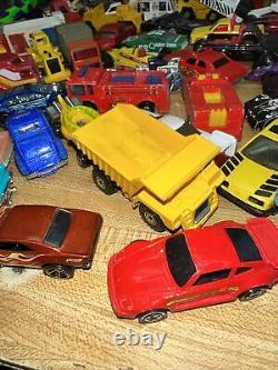Large Lot of 110 Vintage To New Matchbox Hot Wheels & More Diecast Cars & Trucks