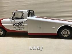 So-cal Speed Shop Ford F-350 Diecast Ramp Truck Car Hauler 1/18 Acme A1801410