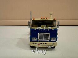 WSI truck models, MACK F 700 6X4 + Classic Box Trailer-2 Axle, BORCA