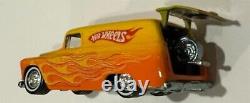 Yellow'55 CHEVY PANEL TRUCK Mexico 2009 Convention Code-3 Hot Wheels Car 14/100